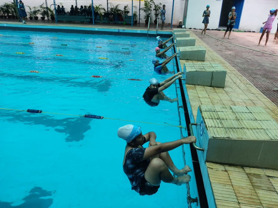 cb1ace07906fba0760f962cb68b741d3 53